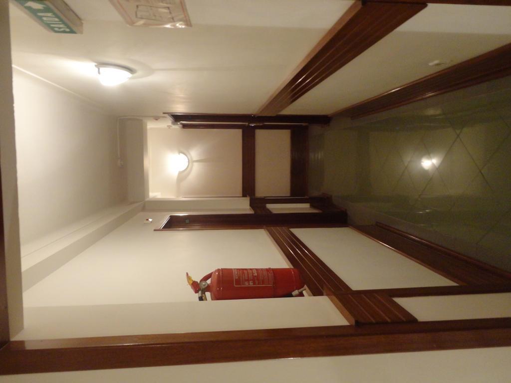 Be Coimbra Hostels Kültér fotó