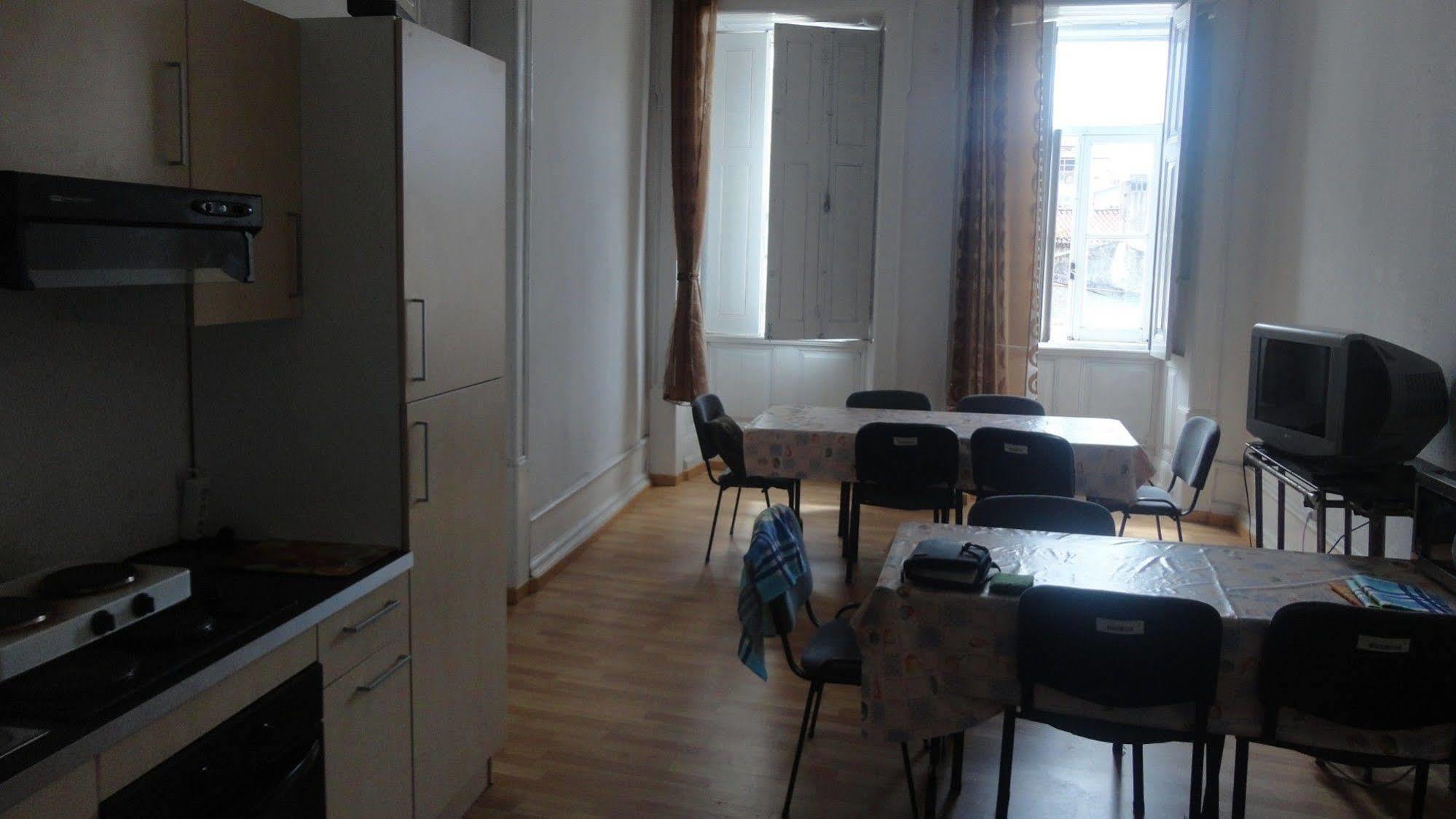 Be Coimbra Hostels Kültér fotó